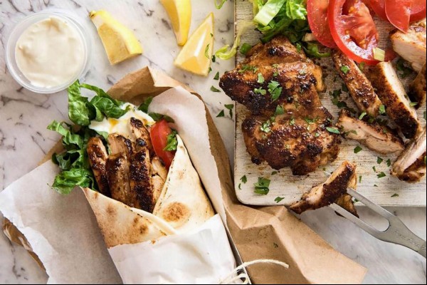 Bistro Royal - smaczny kebab w zestawie